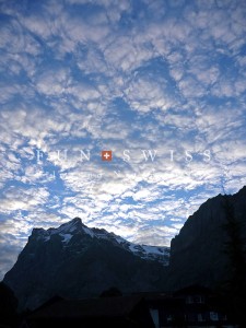 ヴェターホルンと鱗雲