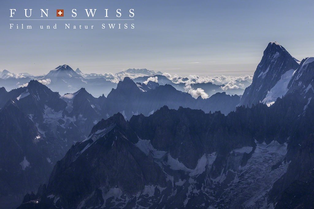 ここからは、スイス最高峰のモンテローザからマッターホルンまで見渡せます！！！